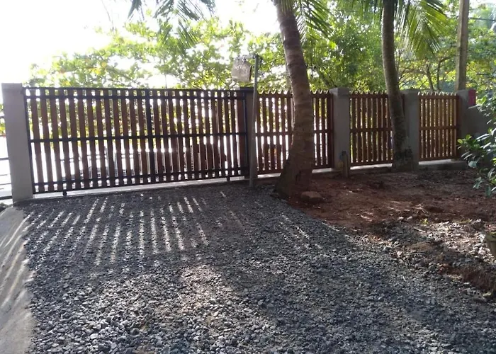 Surf Villa Hiriketiya