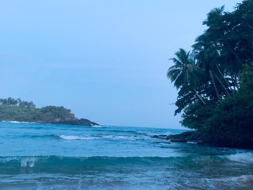 Surf Hiriketiya Privatunterkunft *